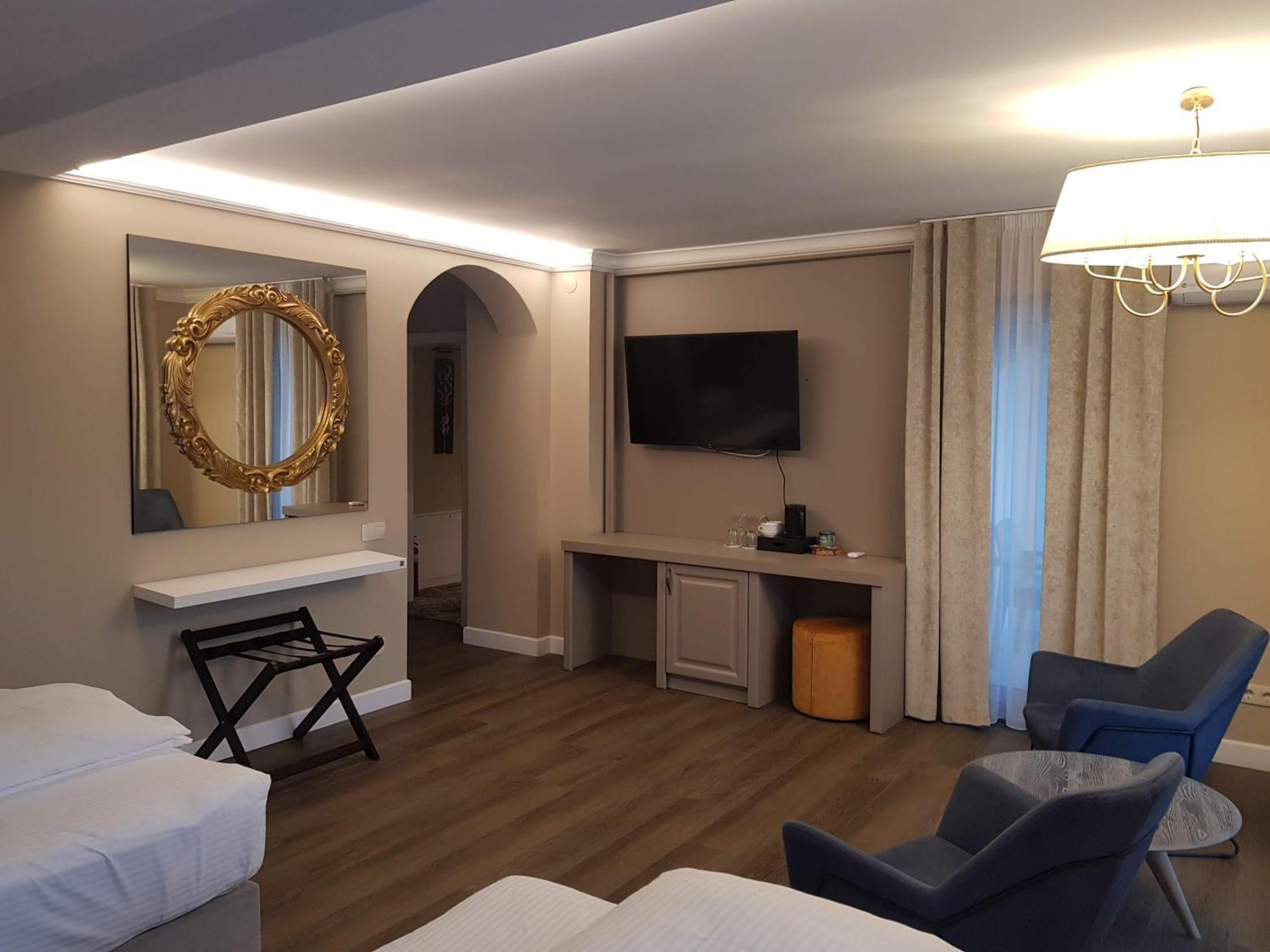 Atlantic Boutique Hotel Târgu-Mureş Eksteriør billede