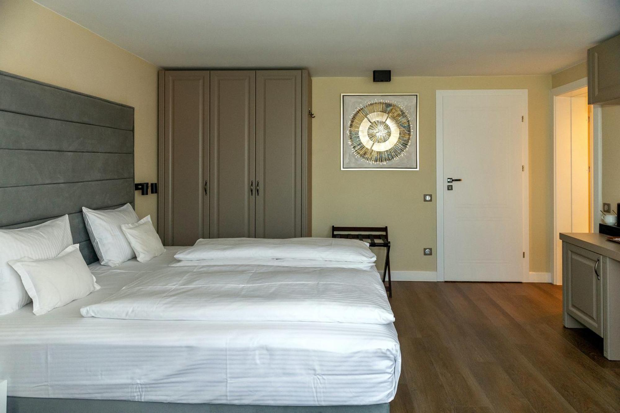 Atlantic Boutique Hotel Târgu-Mureş Eksteriør billede